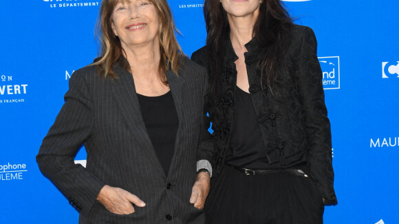Jane Birkin "pesante" pour Charlotte Gainsbourg et Lou Doillon : "Je suis dépendante de mes filles..."
