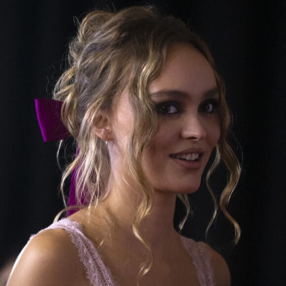 Lily-Rose Depp fait la promotion du film ''Wolf'' lors du Festival international du film de Toronto, le vendredi 17 septembre 2021. 