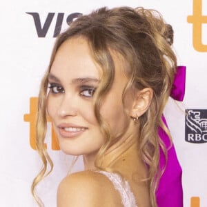 Lily-Rose Depp fait la promotion du film ''Wolf'' lors du Festival international du film de Toronto, le vendredi 