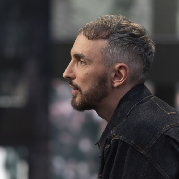 Christophe Willem - Tournage de l'émission "La Fine Equipe de Pierre Palmade", diffusée le 25 juin sur France 2 © Cyril Moreau-Tiziano Da Silva / Bestimage. 