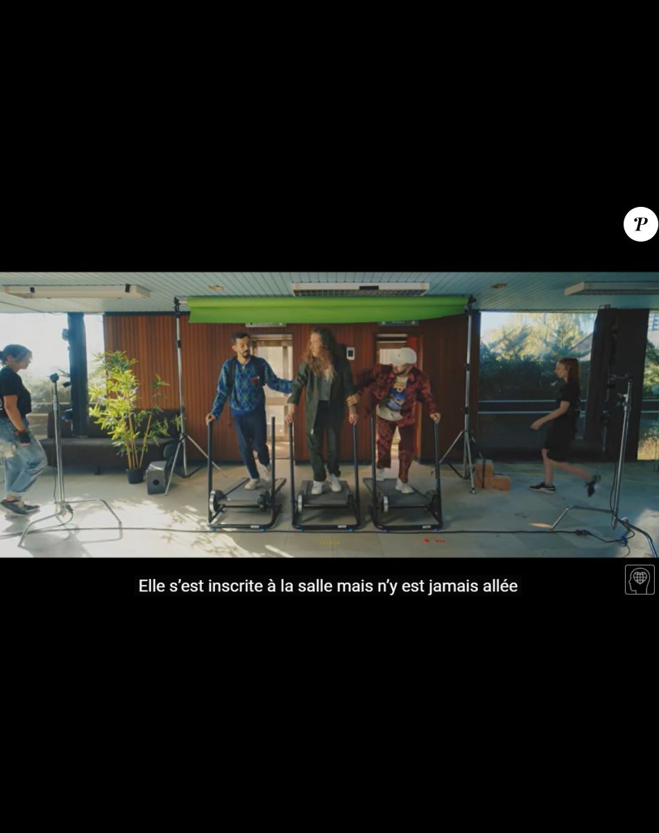 Julien Doré surpris par Bigflo et Oli dans le clip de "Coup de vieux"