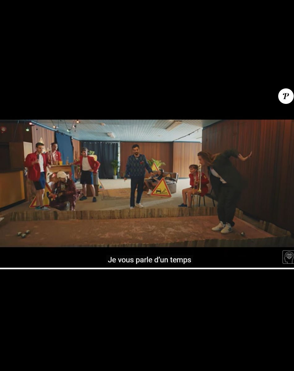 Julien Doré surpris par Bigflo et Oli dans le clip de "Coup de vieux"