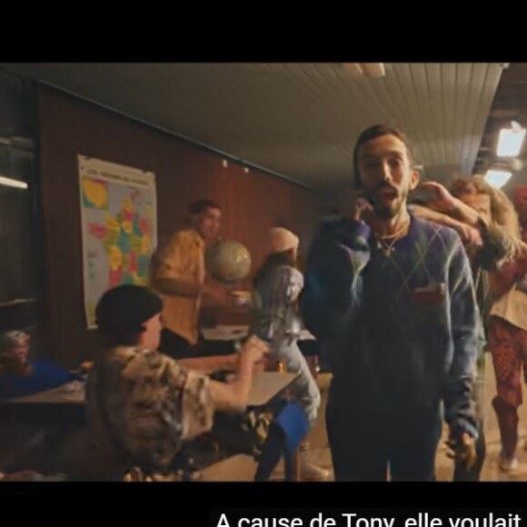 Julien Doré surpris par Bigflo et Oli dans le clip de "Coup de vieux"