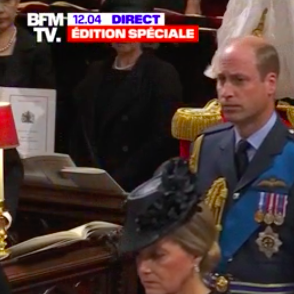 Kate Middleton, le prince William, Charlotte et George lors de leur entrée à l'abbaye de Westminster à Londres le lundi 19 septembre 2022