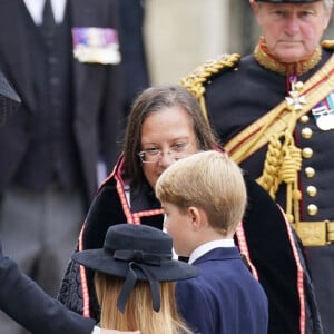 Kate Middleton, princesse de Galles, le prince George et la princesse Charlotte arrive à l'abbaye de Westminster de Londres, le 19 septembre 2022 Photo : Andrew Milligan/PA Photos/ABACAPRESS.COM