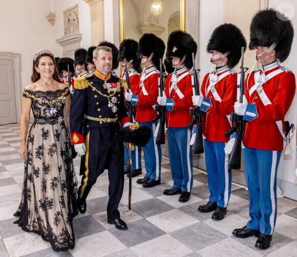 Le prince Frederik de Danemark et la princesse Mary - Jubilé d'or de la reine Margrethe II de Danemark : Arrivées au dîner de gala le 11 septembre 2022.