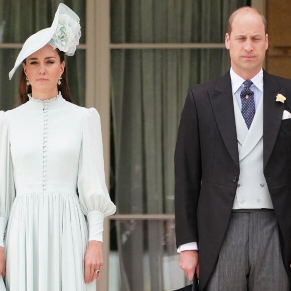 Le prince William, duc de Cambridge, et Catherine (Kate) Middleton, duchesse de Cambridge, lors d'une Royal Garden Party au Buckingham Palace à Londres, Royaume Uni, le 25 mai 2022.