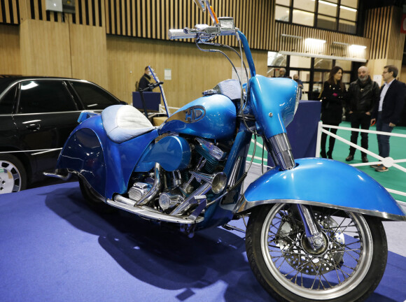 Retromobile 2022 Artcurial Ventes aux Encheres-La maison de vente aux enchères Artcurial dévoile La Harley-Davidson, Softail Heritage 1340 de 1990 dessinée pour Johnny Hallyday lui-même et surnommée " Laura Eyes Paris le 15 mars 2022 © Marc Ausset-Lacroix / Bestimage