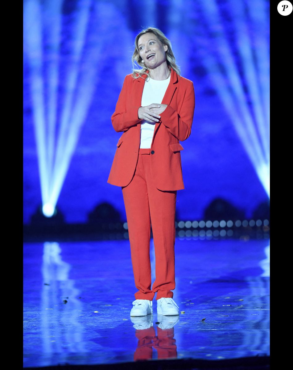 Exclusif - Caroline Vigneaux lors de la soirée du grand gala du "Marrakech du Rire 2022" pour la 10ème édition au palais El Badiî à Marrakech, Maroc, le 18 juin 2022. © Rachid Bellak/Bestimage