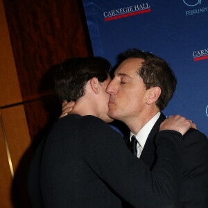 Exclusif - No web - No blog - Gad Elmaleh avec son fils Noé lors du photocall du spectacle de Gad Elmaleh "Oh My Gad" au "Carnegie Hall" à New York, le 11 février 2017. © Dominique Jacovides/Bestimage