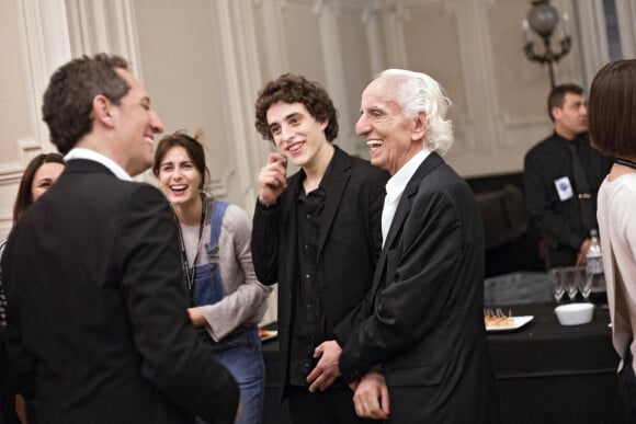 Exclusif - no web - Prix spécial - Gad Elmaleh et son père David - Gad Elmaleh triomphe avec son spectacle "Sans Tambour" à l'Opéra Garnier à Paris le 16 mars 2014. Pour la première fois, un humoriste s'est produit dans la prestigieuse salle de spectacle.