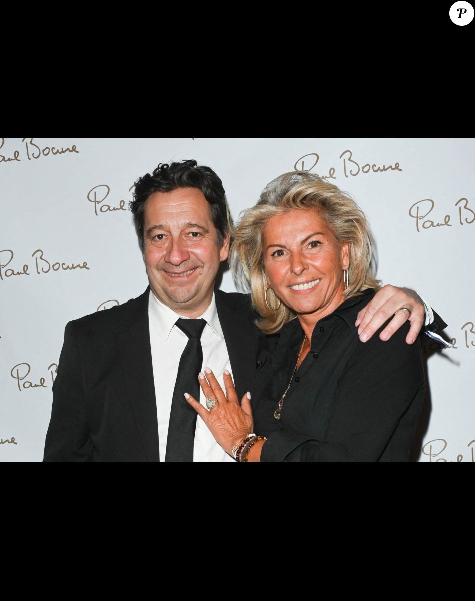 Exclusif - Laurent Gerra et Caroline Margeridon - La Brasserie du Louvre Bocuse à l'occasion de la rentrée, a convié de nombreux invités à venir découvrir ou redécouvrir son magnifique cadre en plein centre de Paris le 22 septembre 2022. 3 ans après son inauguration, J. Bocuse a accueilli et chouchouté ses invités grâce aux mets typiquement lyonnais concoctés par ses Chefs Exécutifs Meilleurs Ouvriers de France. © Coadic Guirec/Bestimage