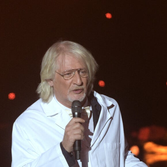 Exclusif - Patrick Sébastien - Spectacle "Le plus grand cabaret du monde" présenté par Patrick Sébastien au Dôme de Paris le 5 novembre 2021. © Bahi/Bestimage