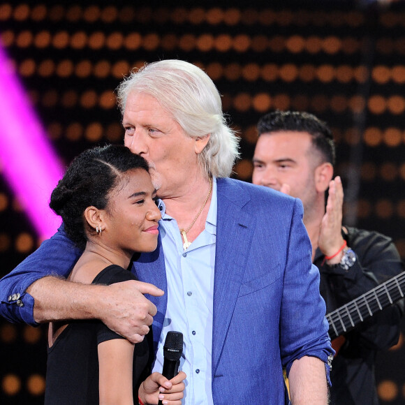 Exclusif - Patrick Sébastien et sa fille Lily - Surprises Enregistrement de l'émission "La Chanson secrète 6" à la Scène musicale à Paris, qui sera diffusée le 12 décembre sur TF1. © Gaffiot-Moreau / Bestimage