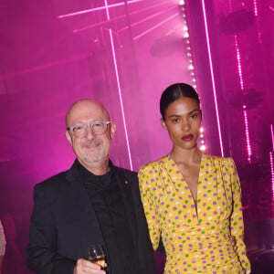 Sandro Veronesi, Tina Kunakey - Soirée Calzedonia "Calzedomania" au Palais Brongniart à Paris, pendant la Fashion Week femme printemps/été 2023. Le 26 septembre 2022. © Rachid Bellak / Bestimage