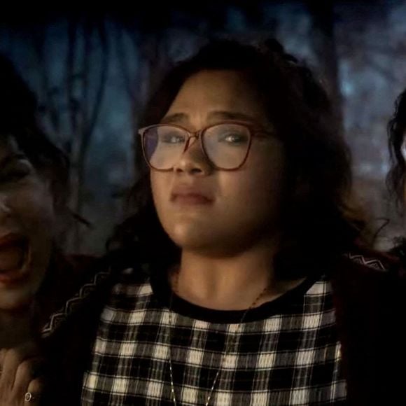 Bande-annonce du film "Hocus Pocus 2" avec Bette Midler, Sarah Jessica Parker et Kathy Najimy.