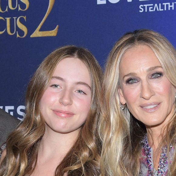 Matthew Broderick, Marion Loretta Elwell Broderick, Sarah Jessica Parker et Tabitha Hodge Broderick - Première du film "Hocus Pocus 2" à l'AMC Lincoln Square de New York. Le 27 septembre 2022. @ Anthony Behar/SPUS/ABACAPRESS.COM