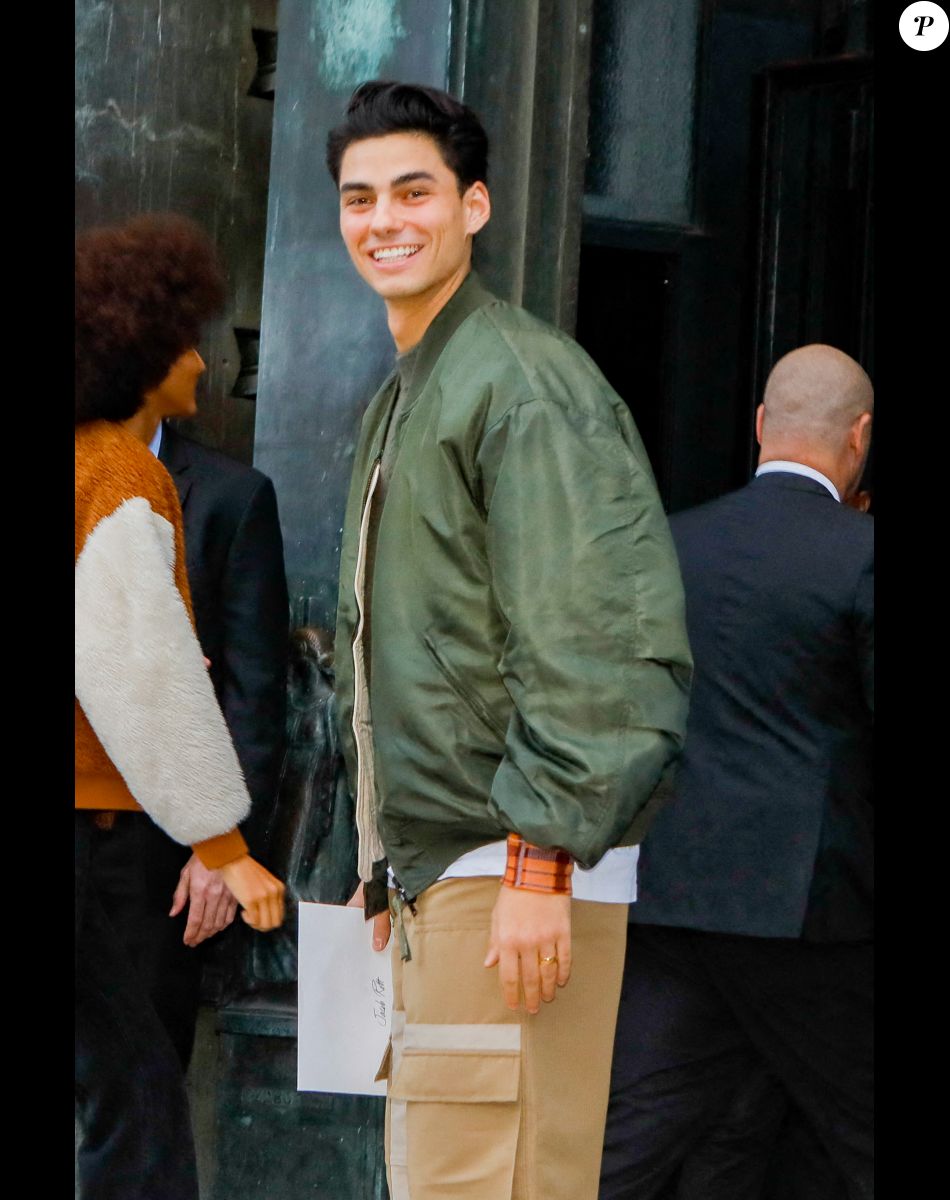 Arrivées au défilé Acne Studios Collection Femme Prêt-à-porter Printemps/Eté 2023 lors de la Fashion Week de Paris, France, le 28 septembre 2022. © Veeren-Clovis/Bestimage