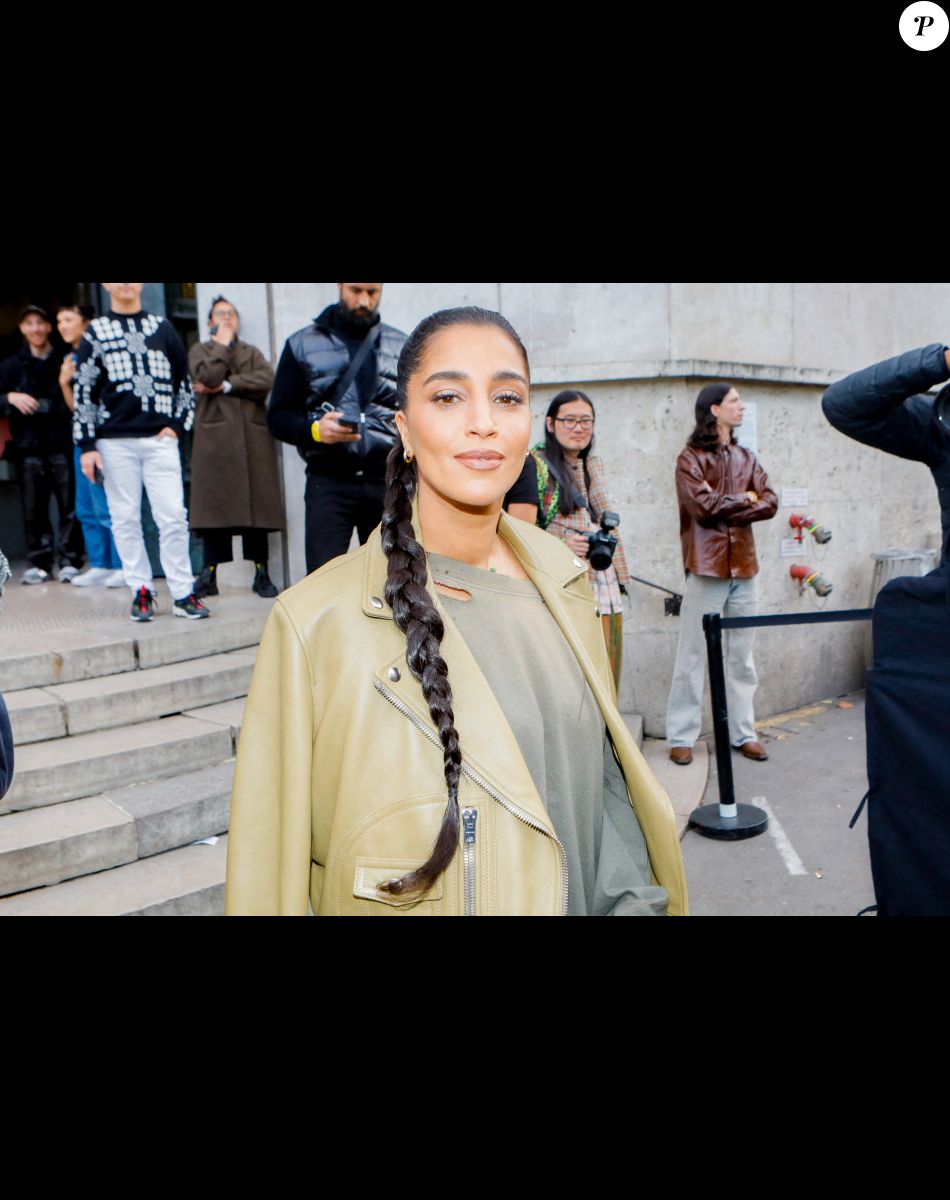 Leïla Bekhti - Arrivées au défilé Acne Studios Collection Femme Prêt-à-porter Printemps/Eté 2023 lors de la Fashion Week de Paris, France, le 28 septembre 2022. © Veeren-Clovis/Bestimage