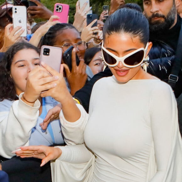 Kylie Jenner - Arrivées au défilé Acne Studios Collection Femme Prêt-à-porter Printemps/Eté 2023 lors de la Fashion Week de Paris, France, le 28 septembre 2022. © Veeren-Clovis/Bestimage 