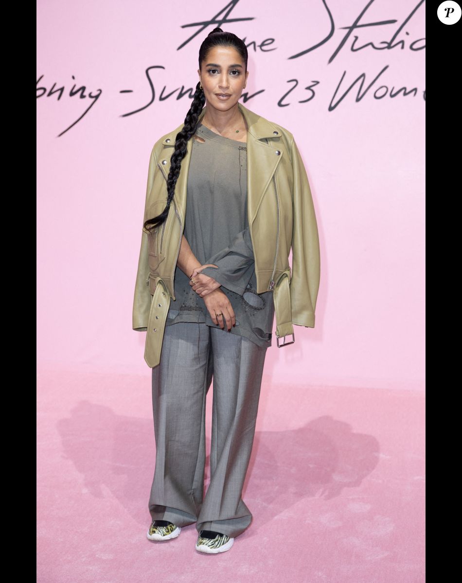 Leïla Bekhti - Photocall du défilé de mode prêt-à-porter printemps-été 2023 Femmes "Acne Studios" lors de la fashion week de Paris. Le 28 septembre 2022 © Olivier Borde / Bestimage