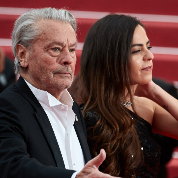 Alain Delon et sa fille Anouchka Delon lors de première du film "Une Vie Cachée Life" lors du 72ème Festival International du Film de Cannes, France. 