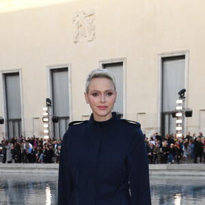 La princesse Charlène de Monaco au défilé Akris "Collection Prêt-à-Porter Printemps/Eté 2023" lors de la Fashion Week de Paris (PFW), le 1 octobre 2022. © Giancarlo Gorassini / Bestimage 