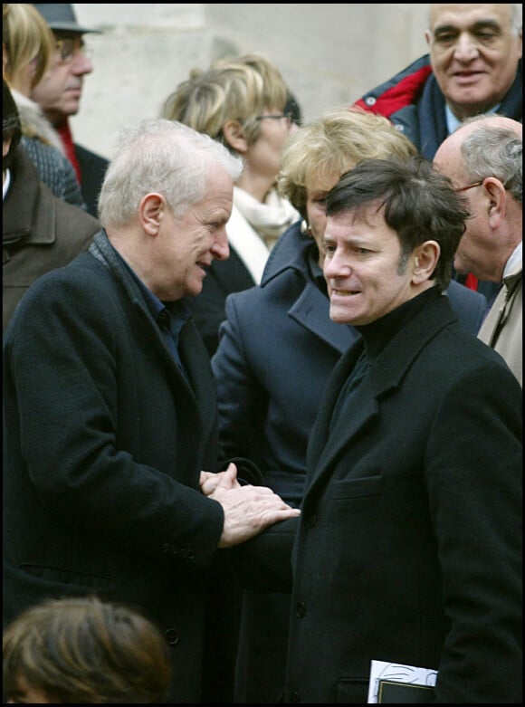 André Dussollier et Francis Huster lors des obsèques de Jacques Villeret en 2005.