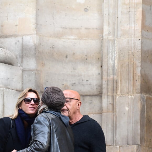 Exclusif - Sarah Poniatowski (Lavoine) et son compagnon Roschdy Zem, Jean-Louis Aubert - Hommage à la chanteuse Dani en l'église Saint-Roch à Paris le 1er octobre 2022.