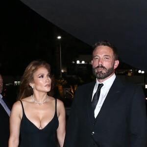 Exclusif - Ben Affleck et Jennifer Affleck (Lopez) - Les célébrités arrivent à l'hommage funèbre de JR Ridinger à Miami, le 8 octobre 2022. JR Ridinger était le directeur générale de la "Market America", décédé le 30 août 2022 d'une embolie pulmonaire à l'âge de 63 ans. 