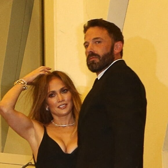 Exclusif - Ben Affleck et Jennifer Affleck (Lopez) - Les célébrités arrivent à l'hommage funèbre de JR Ridinger à Miami, le 8 octobre 2022. JR Ridinger était le directeur générale de la "Market America", décédé le 30 août 2022 d'une embolie pulmonaire à l'âge de 63 ans. 