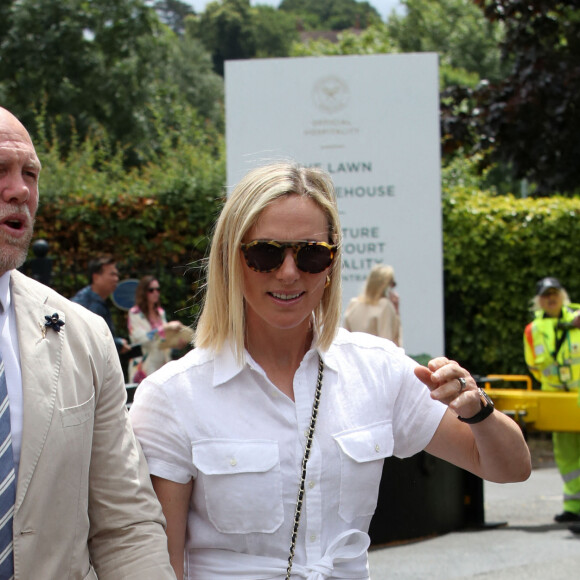 Mike Tindall et sa femme Zara Phillips à leur arrivée au stade de Wimbledon, à l'occasion de la deuxième journée du tournoi de tennis. Le 28 juin 2022 