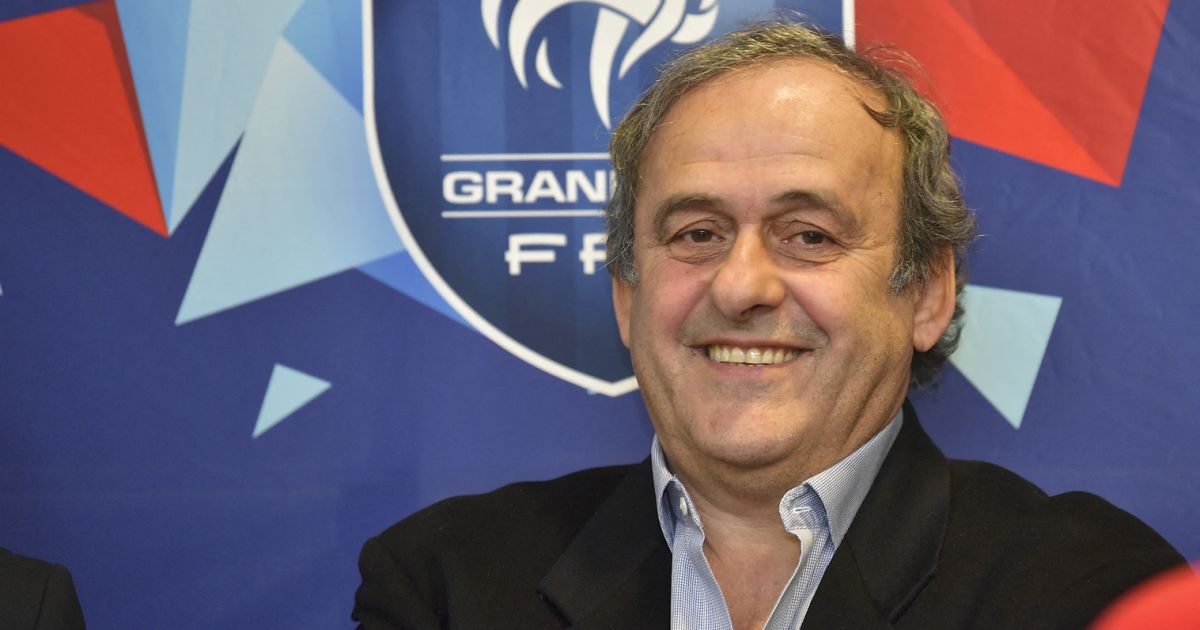 Est-ce Que Carole Bouquet Est La Fille De Michel Bouquet Michel Platini effectue le tirage au sort des 16 èmes de finale de la