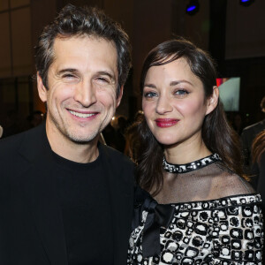 Guillaume Canet et sa compagne Marion Cotillard (en Chanel) - Intérieur du dîner Chanel des révélations César 2020 au Petit Palais à Paris, le 13 janvier 2020. © Olivier Borde/Bestimage