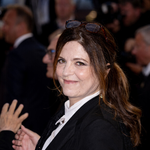 Agnès Jaoui - Montée des marches du film " Les crimes du futur " lors du 75ème Festival International du Film de Cannes. Le 23 mai 2022 © Cyril Moreau / Bestimage
