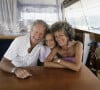 Archives - En France, Pierre Bellemare en vacances avec sa femme et sa fille Maria Pia à Porto-Vecchio le 8 août 1984.