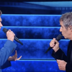 Julien Clerc fait un medley avec Paola, Anisha et Louis lors du prime de la "Star Academy" - Emission du 22 octobre 2022, TF1