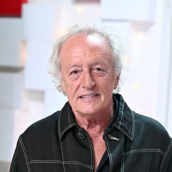 Exclusif - Didier Barbelivien - Enregistrement de l'émission "Vivement dimanche" au studio Gabriel, présentée par M.Drucker, diffusée sur France 3 le 23 octobre 2022. © Guillaume Gaffiot / Bestimage 