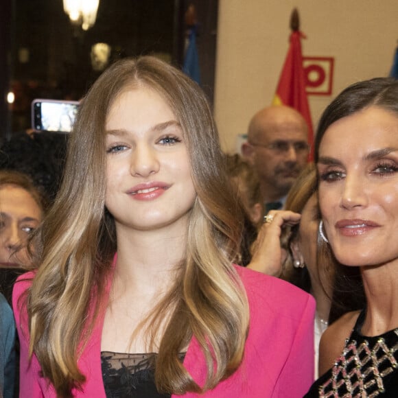 La reine Letizia d'Espagne, la princesse Sofia et la princesse Leonor au concert de clôture du festival "XXX Musical Week" à Oviedo. Le 27 octobre 2022 