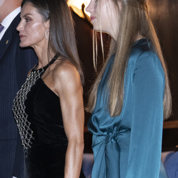 La reine Letizia d'Espagne et la princesse Sofia au concert de clôture du festival "XXX Musical Week" à Oviedo. Le 27 octobre 2022 