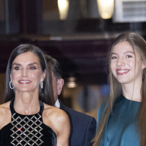 La reine Letizia d'Espagne et la princesse Sofia au concert de clôture du festival "XXX Musical Week" à Oviedo. Le 27 octobre 2022 