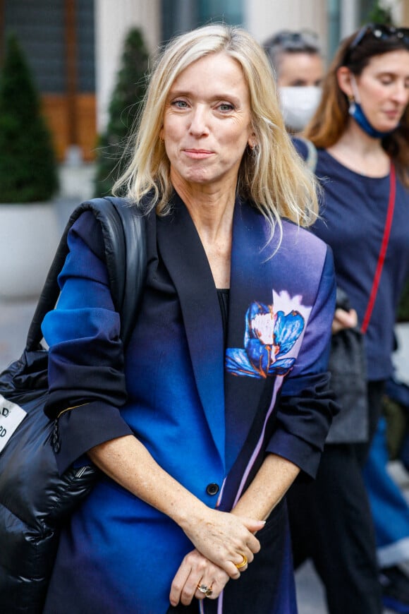 Léa Drucker - Arrivées à l'enregistrement de l'émission "Vivement Dimanche" au Studio Gabriel, présentée par M.Drucker et diffusée le 30 octobre 2022 sur France 3, à Paris, France, le 20 octobre 2022. © Christophe Clovis/Bestimage