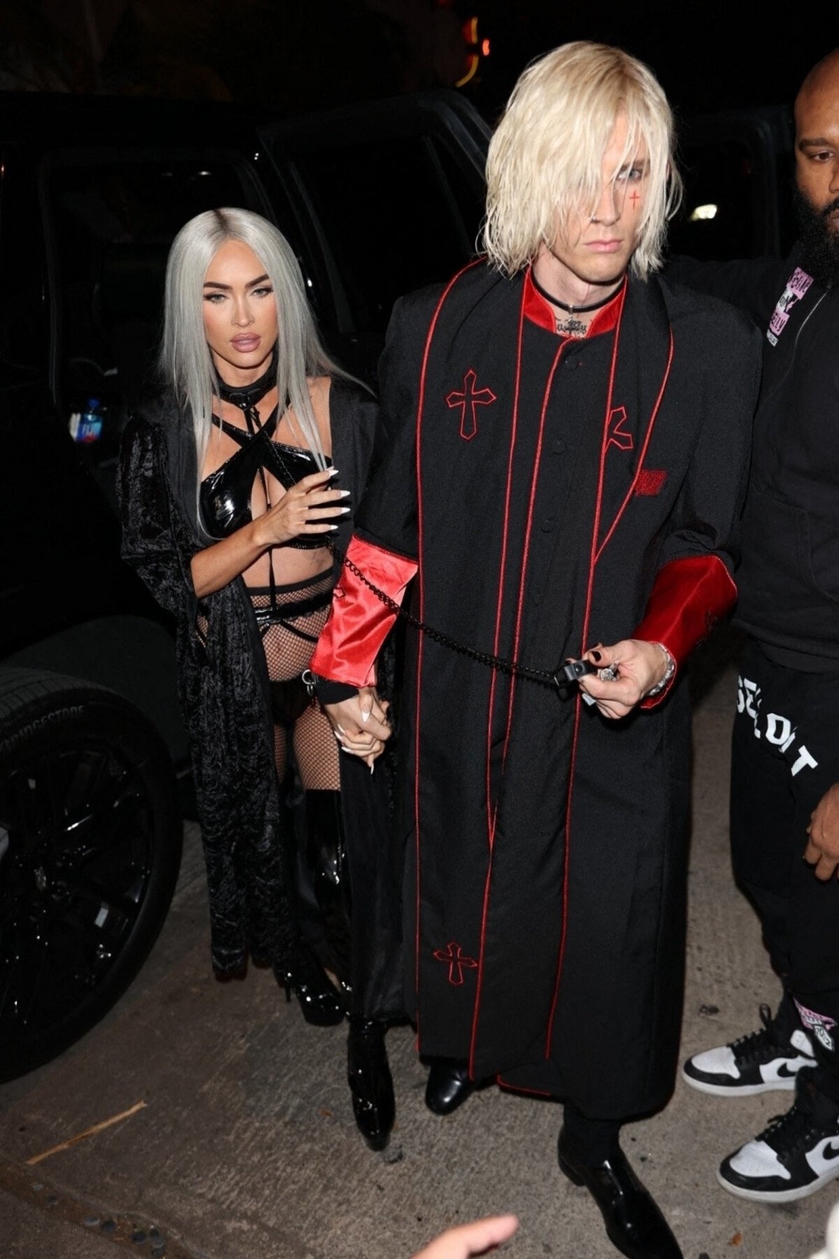 Photo Megan Fox And Mgk Arrivent Déguisés De Façon Immorale à La Soirée Dhalloween De Vas