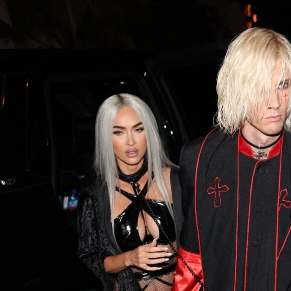 Megan Fox and MGK arrivent déguisés de façon "immorale" à la soirée d'Halloween de Vas Morgan à Hollywood, États Unis le 29 Octobre.