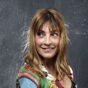Portrait de Eve Angeli lors de l'émission "Chez Jordan" à Paris le 23 mars 2022 © Cédric Perrin / Bestimage.