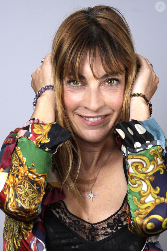 Portrait de Eve Angeli, lors de l'enregistrement de l'émission "Chez Jordan". Le 23 mars 2022 © Cédric Perrin / Bestimage.