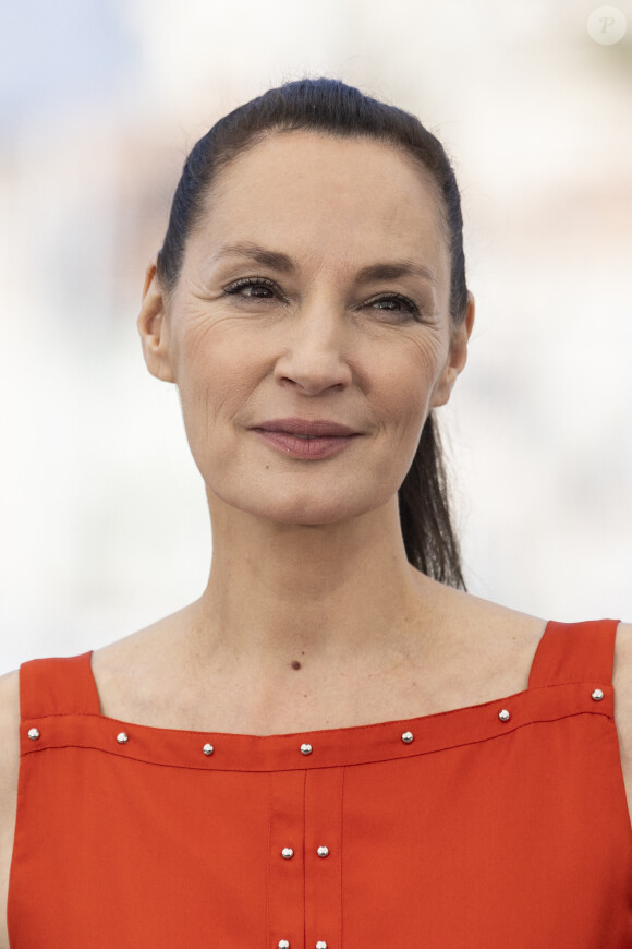 Jeanne Balibar - Photocall de "Irma Vep" lors du 75ème Festival International du Film de Cannes le 21 mai 2022. © Cyril Moreau/Bestimage 