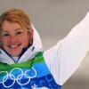 Marie Dorin gagne le bronze au sprint en biathlon, première médaille française de Vancouver, le 13 février 2010 !