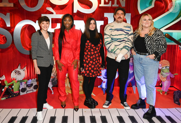 Elodie Martelet, Fatou Kaba, Jenifer Bartoli, Damien Bonnard et Lola Dubini - Avant-première du film d'animation "Tous en scène 2" au cinéma Le Grand Rex à Paris, le 26 novembre 2021. © Coadic Guirec/Bestimage