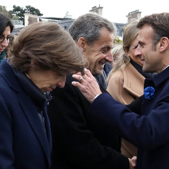 Le président français, Emmanuel Macron, Catherine Colonna, ministre des Affaires étrangères et Nicolas Sarkozy lors de la commémoration marquant le 104ème anniversaire de l'Armistice du 11 novembre 1918, mettant fin à la Première Guerre mondiale (WWI) à l'Arc de Tromphe sur la Place de l'Etoile à Paris, France, le 11 novembre 2022. © Stéphane Lemouton/Bestimage 